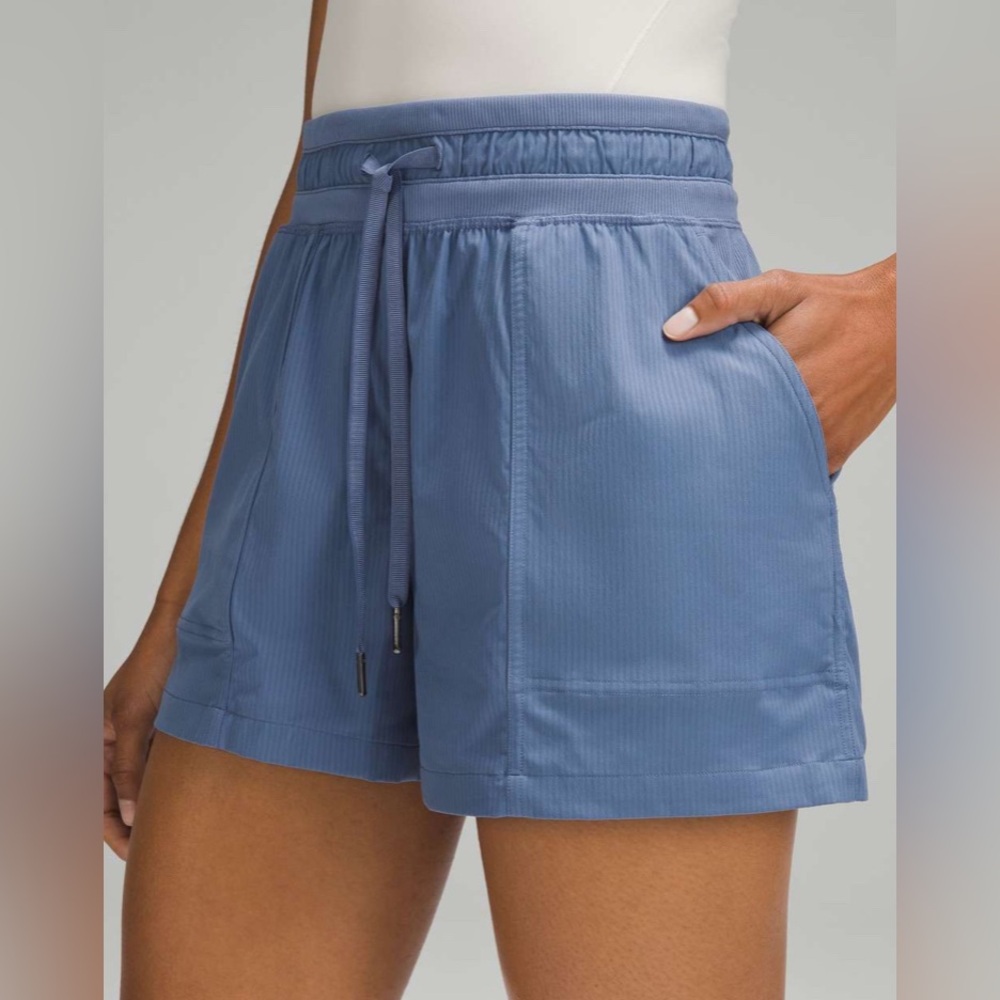 Lululemon Dance Studio High Rise Short 3.5" Oasis Blue Women's Shorts Size 4